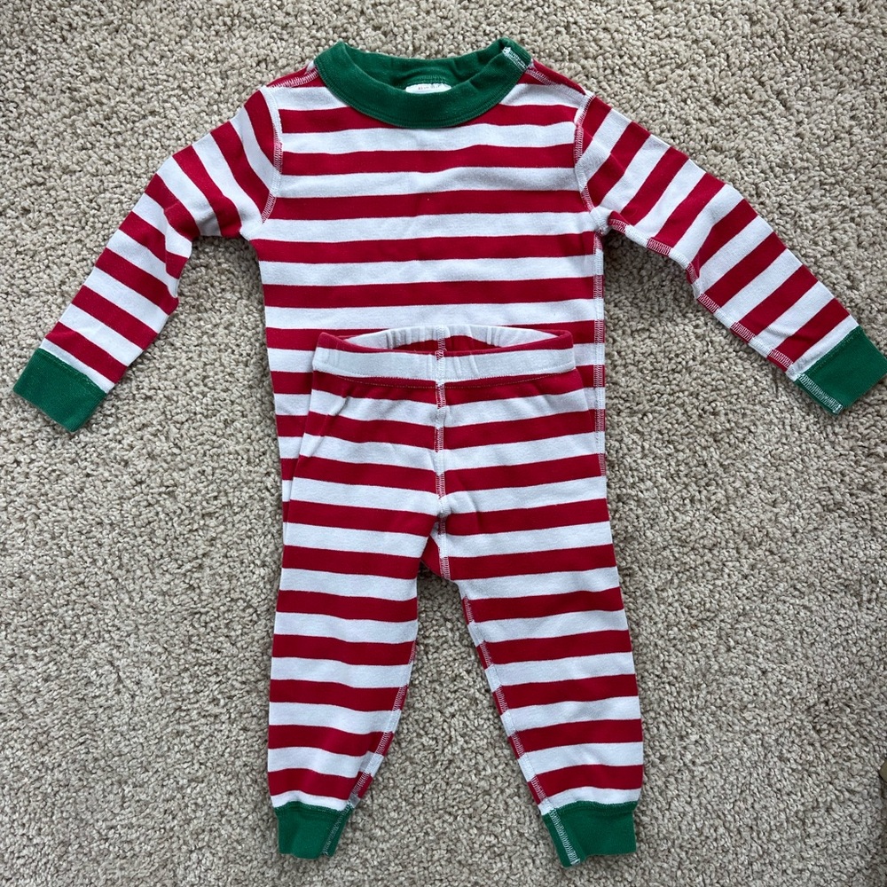 Hanna Anderson Christmas pajamas bundle 2T - Picture 2 of 6